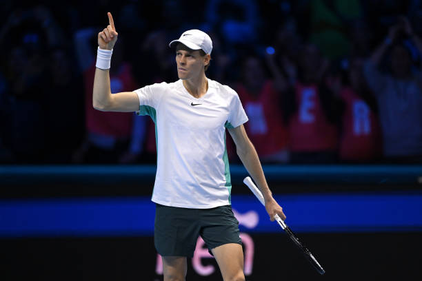 ATP Finals. Синнер впервые победил Руне и вместе с Джоковичем прошел в полуфинал ATP Finals. Синнер впервые победил Руне и вместе с Джоковичем прошел в полуфинал