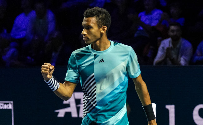 Базель. Оже-Альяссим начал защиту титула, Хуркач вышел в четвертьфинал