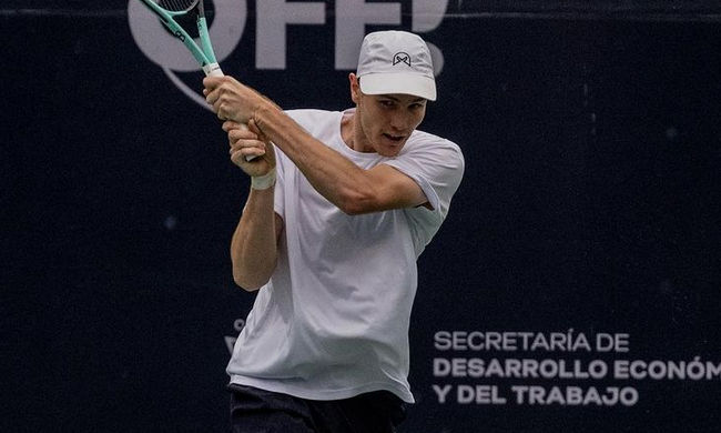 Прага. Сачко проиграл в матче первого круга, упустив матчболы Прага. Сачко проиграл в матче первого круга, упустив матчболы