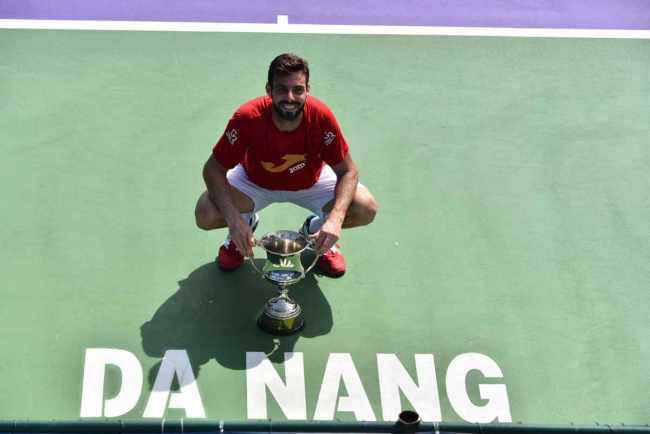 ATP Challenger Tour. Гуркач побеждает в Австралии, Гранольерс берет титул во Вьетнаме