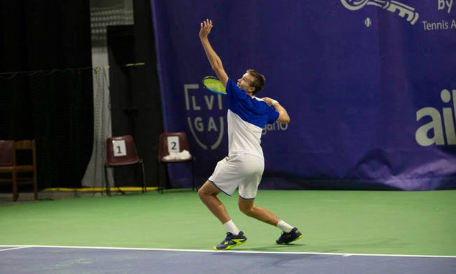 Лугано. Сачко выиграл стартовый матч в основной сетке Лугано. Сачко выиграл стартовый матч в основной сетке