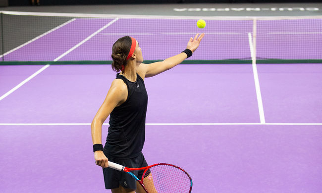 Лес-Франкесес-дель-Вальес. Калинина и Байндл получили первых соперниц Лес-Франкесес-дель-Вальес. Калинина и Байндл получили первых соперниц