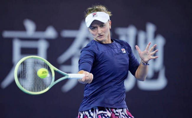 Чжэнчжоу. Крейчикова выиграла стартовый матч и дальше встретится с Цуренко