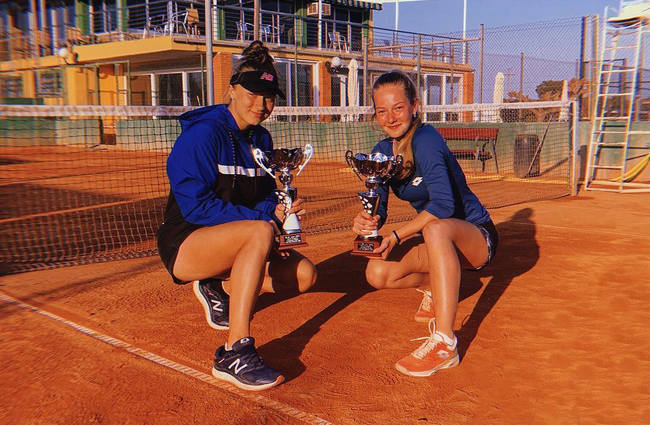 Юниоры. Костенко выиграла второй парный титул подряд Юниоры. Костенко выиграла второй парный титул подряд