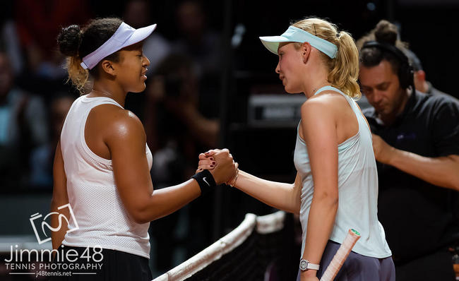 Штутгарт. Осака совершила камбэк в матче с Векич, Квитова и Бертенс поспорят за выход в финал