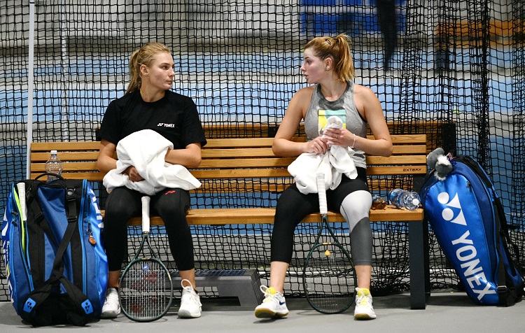 Кубок Федерации. Завацкая и Ястремская потренировались на корте в Таллине