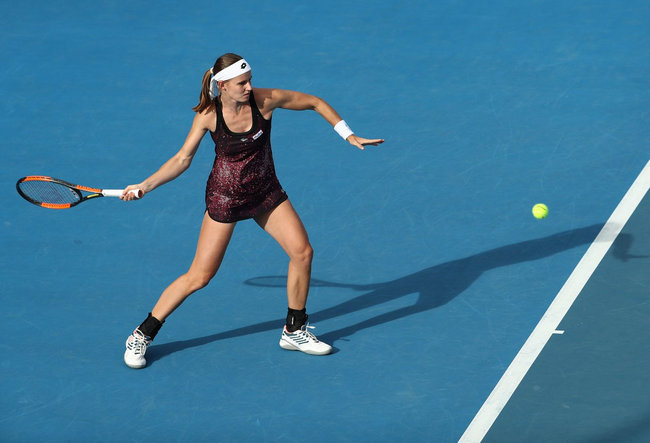 Хобарт. Миннен впервые вышла в четвертьфинал, Бенчич встретится с Ястремской