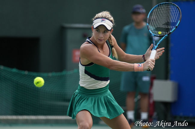 Осака. Мандлик сыграет против лидера посева, Хартоно впервые вышла в 1/4 финала в Туре