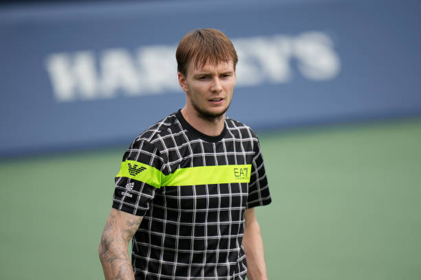 Бублик назвал Тима "инвалидом" по ходу их матча на US Open (ВИДЕО) Бублик назвал Тима "инвалидом" по ходу их матча на US Open (ВИДЕО)