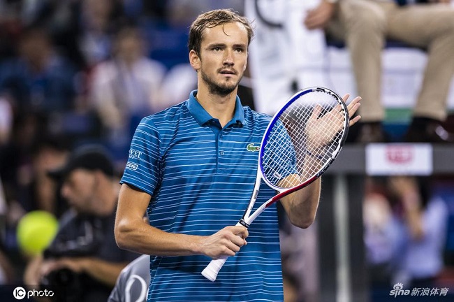 Шанхай. Медведев дошел до финала на своем шестом турнире подряд  Шанхай. Медведев дошел до финала на своем шестом турнире подряд
