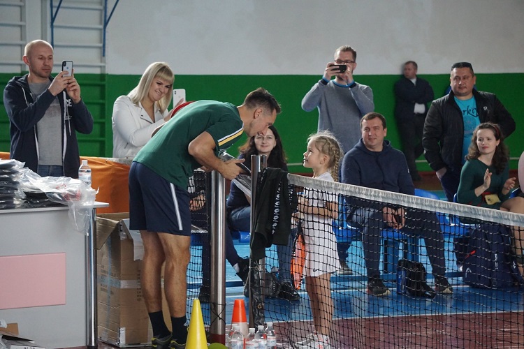 Сергей Стаховский провел теннисный мастер-класс в Северодонецке