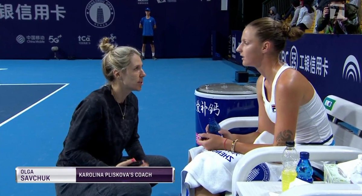 "Первый сет уже у тебя в кармане, поэтому не переживай". Коучинг Ольги Савчук в матче Плишковой против Херцог (ВИДЕО)