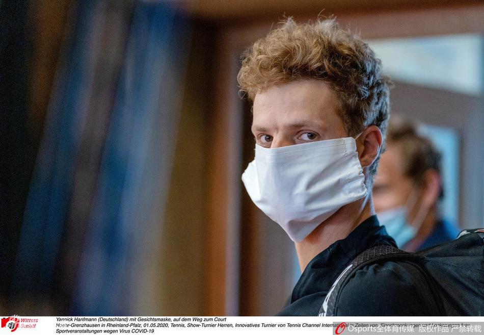 В Германии проходит выставочный турнир без зрителей, линейных судей и болбоев