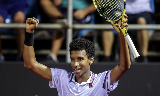 Рио-де-Жанейро. Оже-Альяссим побеждает Фоньини, Тим выбывает после первого круга Рио-де-Жанейро. Оже-Альяссим побеждает Фоньини, Тим выбывает после первого круга