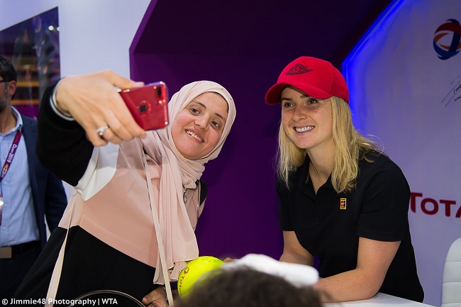 Свитолина встретилась с болельщиками в Дохе Свитолина встретилась с болельщиками в Дохе