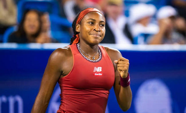 Цинциннати. Швёнтек и Вондроушова поспорят за выход в 1/2 финала, Гауфф остановила Носкову