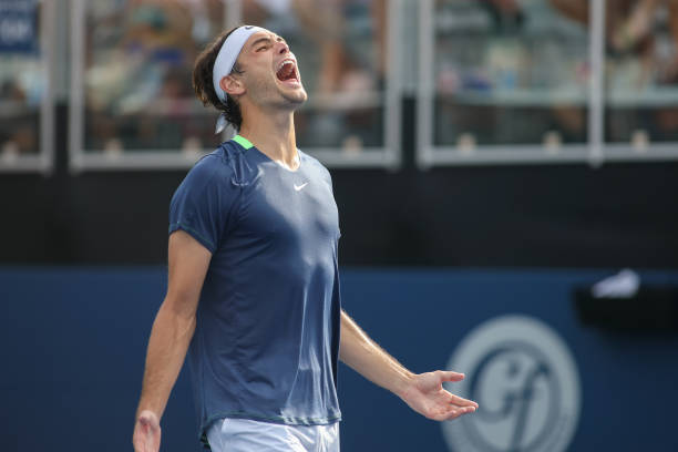 Вашингтон. Фритц выиграл седьмой матч подряд, Эванс победил десятую ракетку мира Тиафо