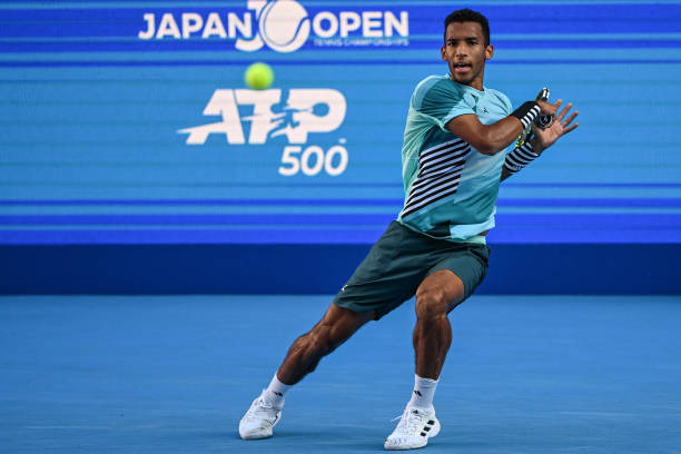 Токио. Томпсон победил девятую ракетку мира Зверева, Оже-Альяссим прервал серию из четырех поражений