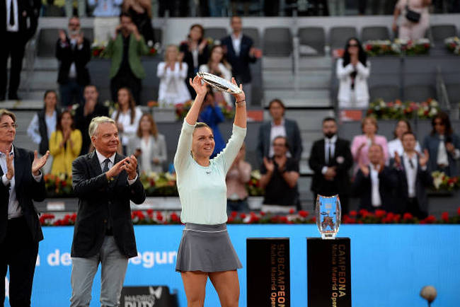 Симона Халеп: "В начале турнира не верила,что дойду до финала" Симона Халеп: "В начале турнира не верила,что дойду до финала"