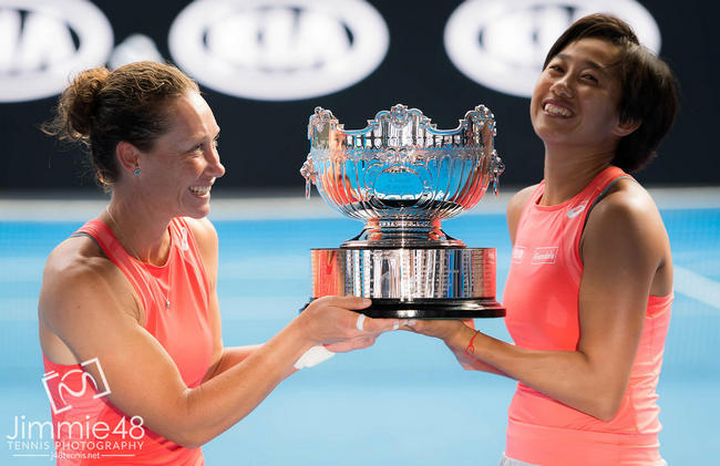 Australian Open. Стосур и Чжан выиграли дебютный совместный "Шлем"