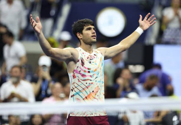 US Open. Алькарас в трёх сетах победил Зверева и второй год подряд сыграет в полуфинале американского "мэйджора" US Open. Алькарас в трёх сетах победил Зверева и второй год подряд сыграет в полуфинале американского "мэйджора"