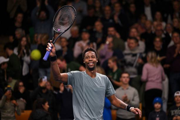 Стокгольм. Монфис победил второго сеяного и впервые с января прошлого года сыграет в полуфинале