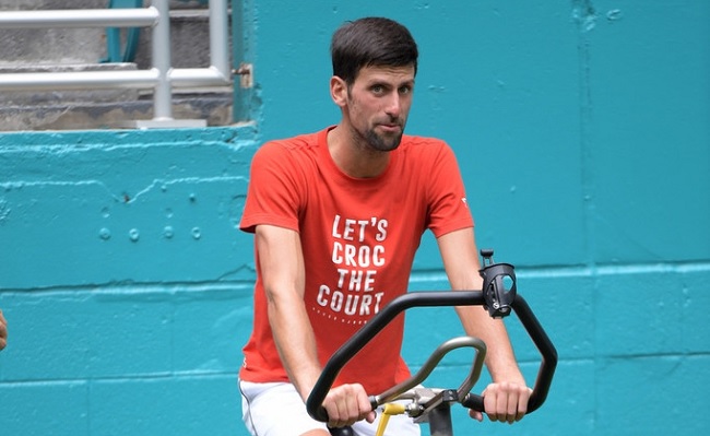 Джокович, Халеп, Федерер и другие игроки провели первые тренировки в Майами Джокович, Халеп, Федерер и другие игроки провели первые тренировки в Майами