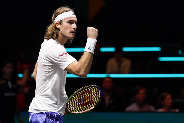 Роттердам. Циципас стартовал на турнире с двухсетовой победы над Руусувори