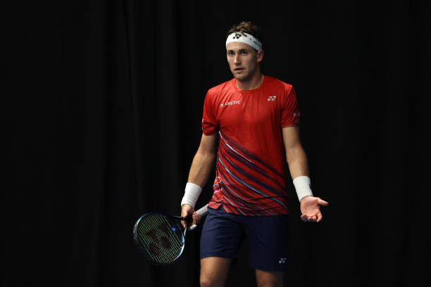 Окленд. Третья ракетка мира Рууд проиграл в стартовом матче, Шварцман не смог выиграть в восьмом матче подряд Окленд. Третья ракетка мира Рууд проиграл в стартовом матче, Шварцман не смог выиграть в восьмом матче подряд