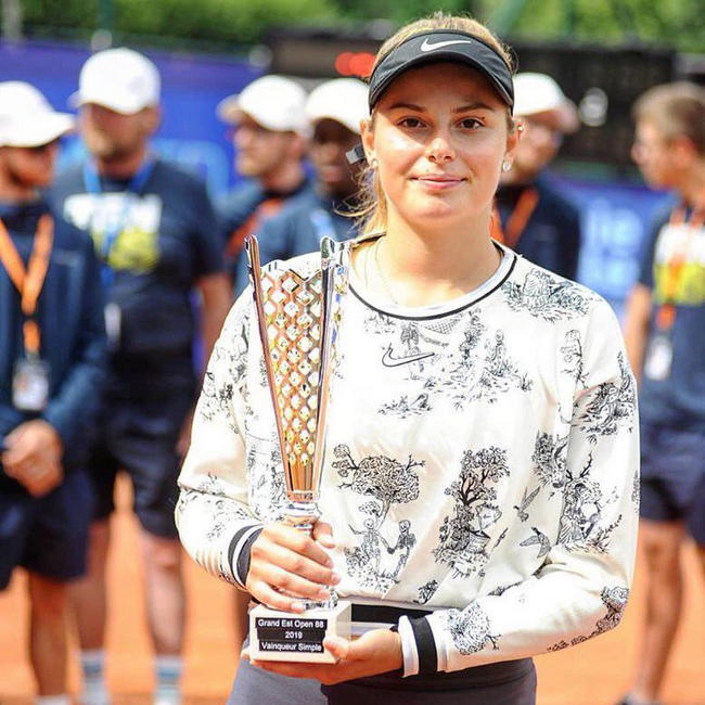 Катарина Завацкая: "Если ты трудишься и правильно мыслишь, то заслуживаешь побеждать"