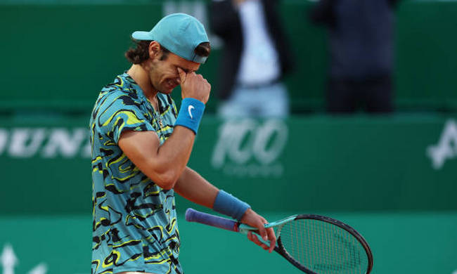 Монте-Карло. Музетти впервые обыграл лидера рейтинга, Циципас продолжает защиту титула Монте-Карло. Музетти впервые обыграл лидера рейтинга, Циципас продолжает защиту титула