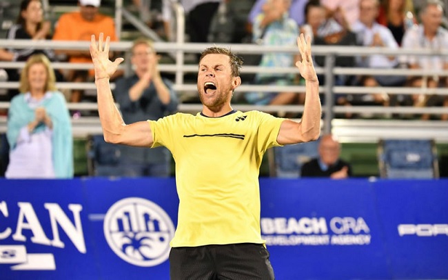 Делрей-Бич. Албот отыграл три матчбола на пути к титулу чемпиона и национальному рекорду